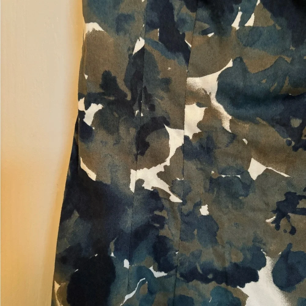 PIAZZA SEMPIONE Sleeveless Navy and Green Floral Leaves Print Dress - Picture 6 of 14